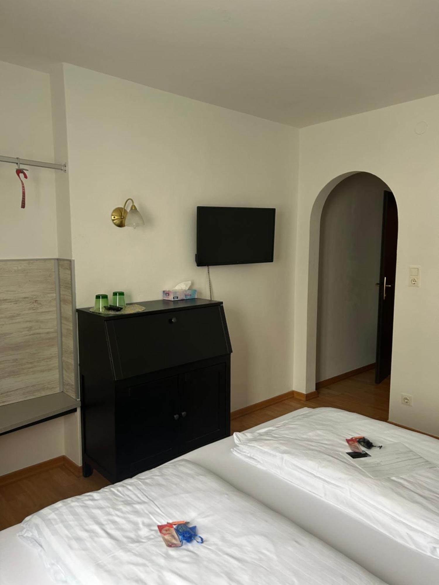 Hotel Berg Seekirchen am Wallersee Esterno foto